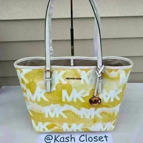 Michael Kors Carryall Tote MK Signature printed Purse Bag Buttercup Multi - Picture 2 of 10